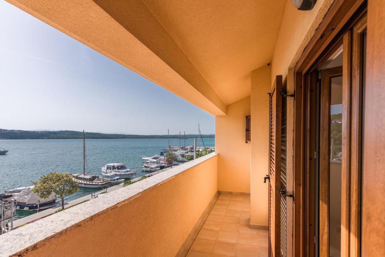 Apartments Celeste Klimno Kültér fotó