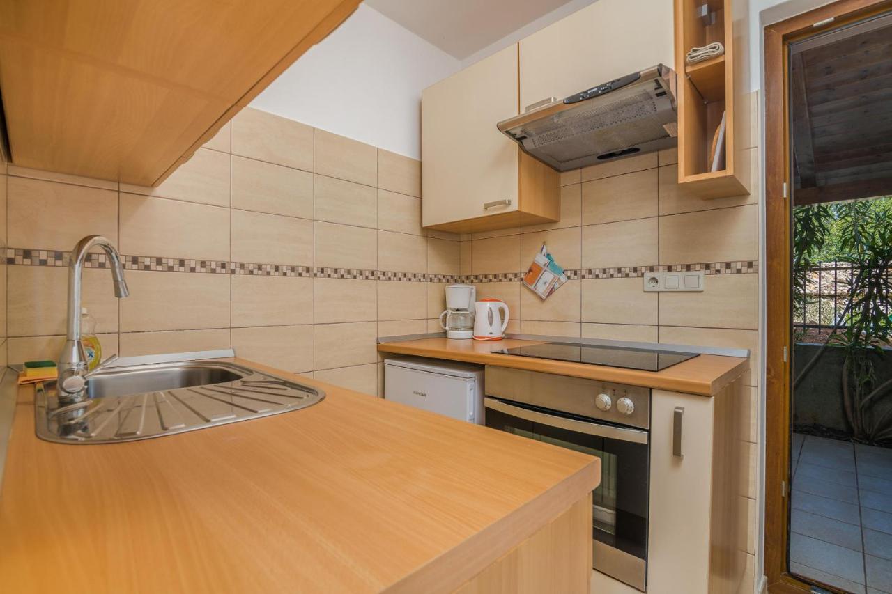 Apartments Celeste Klimno Kültér fotó