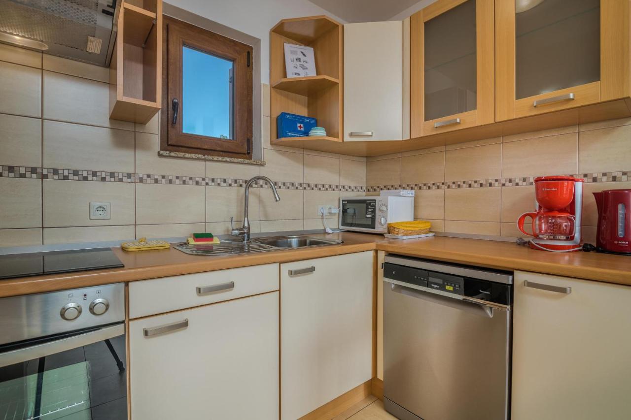 Apartments Celeste Klimno Kültér fotó