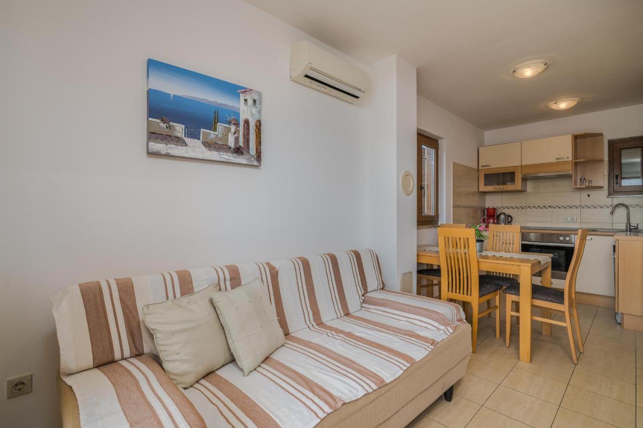 Apartments Celeste Klimno Kültér fotó
