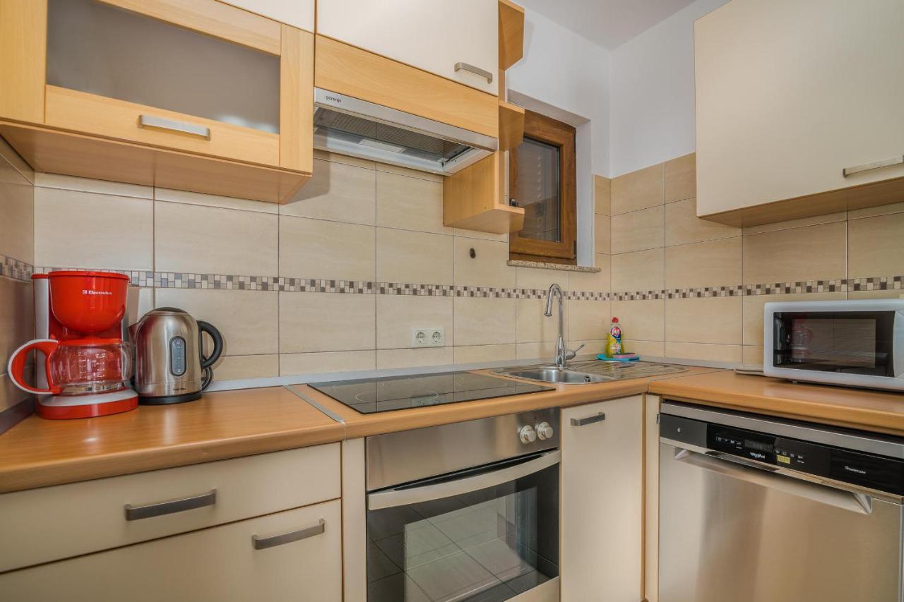 Apartments Celeste Klimno Kültér fotó